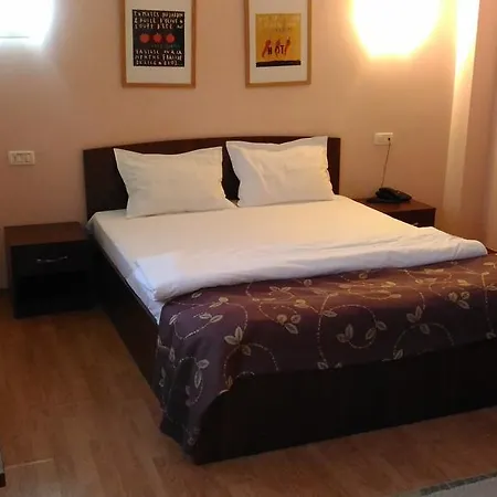 Montana בית הארחה